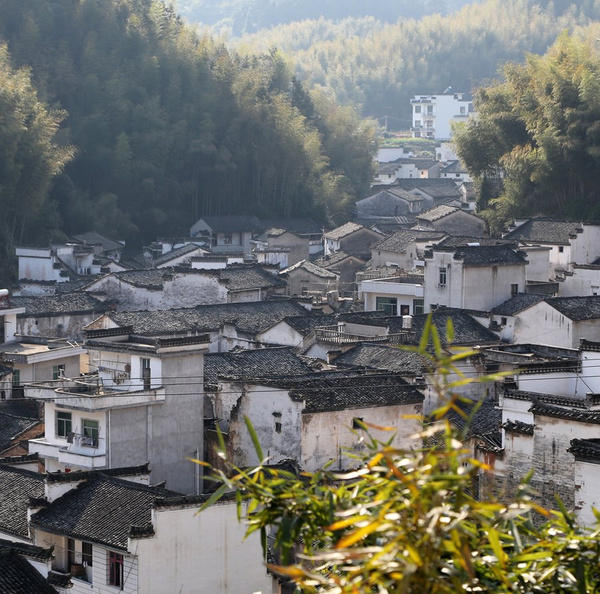 安徽徽州区一个古老的村庄4年，已成为黄山徽州区